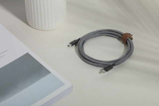 Cable USB-C a Lightning extra largo de 3 metros Native Union Belt Cable XL